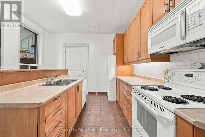492 Hopkins Avenue — photo 21 of 40