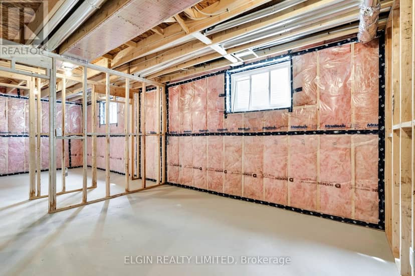 79 Hemlock Crescent — photo 33 of 33