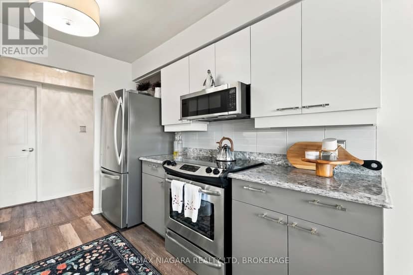 704 - 5100 Dorchester Road — photo 10 of 28