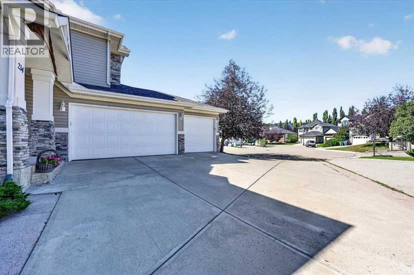 234 Elmont Bay SW, Calgary, photo 3