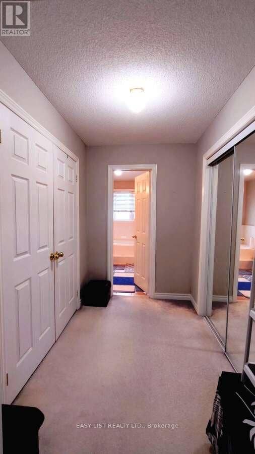 35 Raquel Street — photo 17 of 40