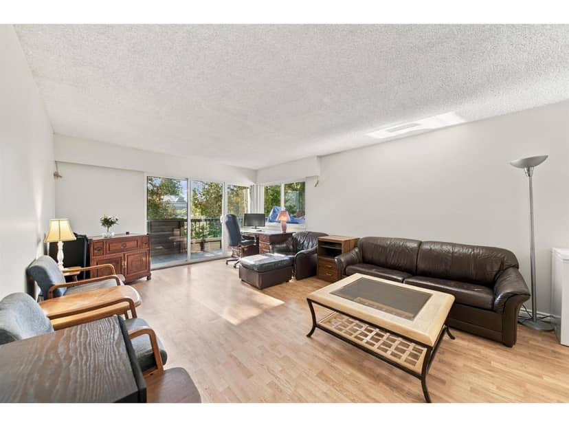 203 13530 HILTON ROAD, Surrey