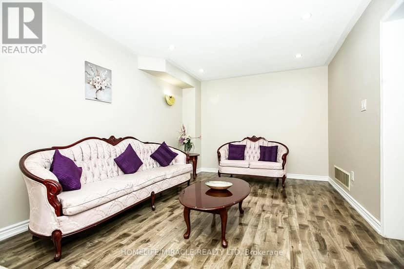 5 Butlermere Drive, Brampton, photo 6