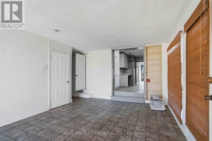 250 Macdonald Avenue — photo 12 of 39