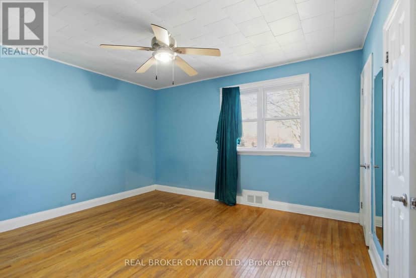 250 Macdonald Avenue — photo 16 of 39
