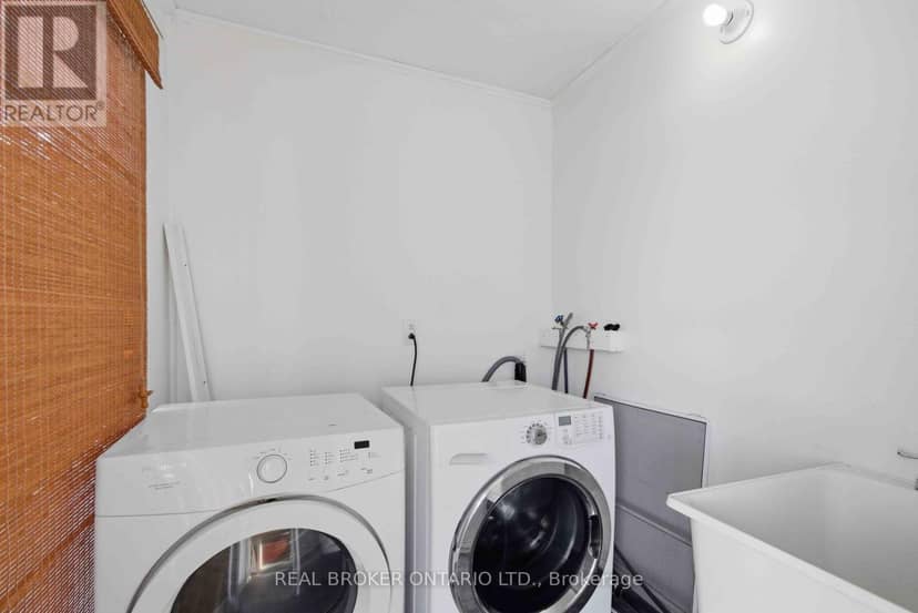250 Macdonald Avenue — photo 21 of 39