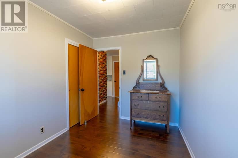 73 King Street — photo 19 of 39
