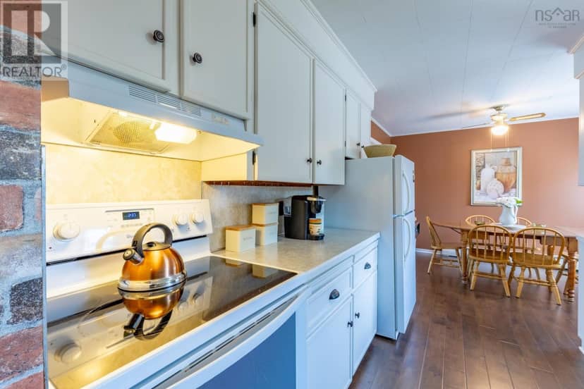 73 King Street, Yarmouth, photo 6