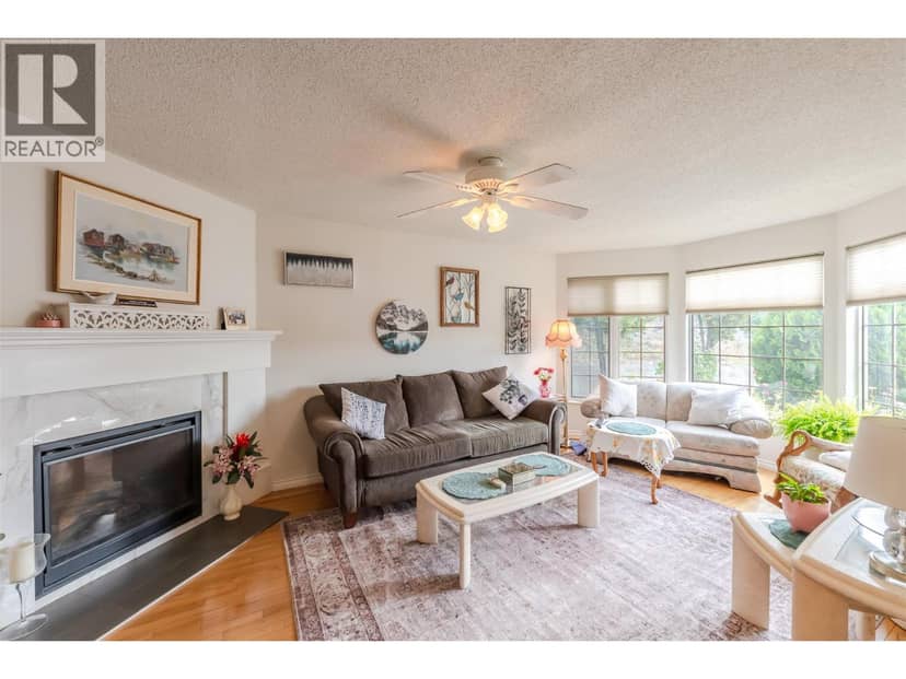 3096 South Main Street Unit# 10, Penticton, photo 2