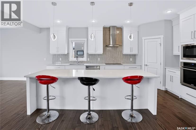 550 Bolstad TURN — photo 15 of 40