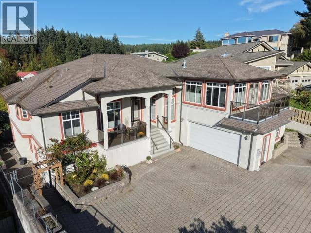 6929 RETASKIT CRT, Powell River, photo 3