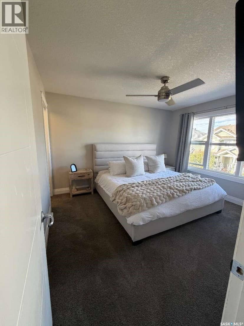 5325 Green Silverberry DRIVE E — photo 18 of 32