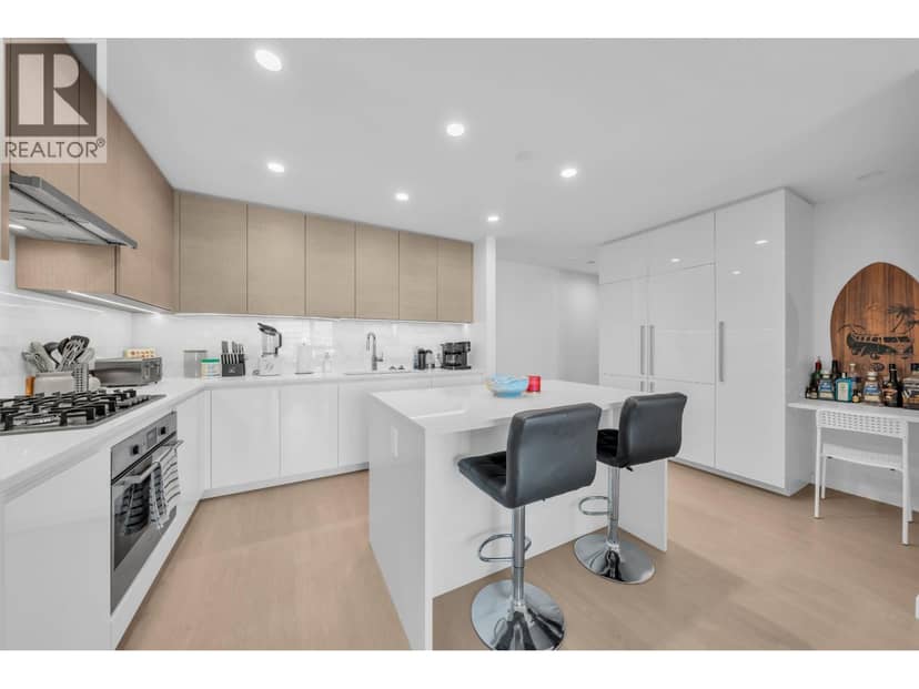2506 4168 LOUGHEED HIGHWAY, Burnaby, photo 2