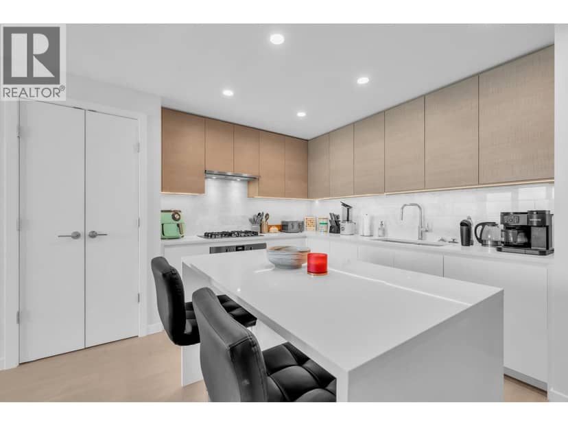 2506 4168 LOUGHEED HIGHWAY, Burnaby, photo 3
