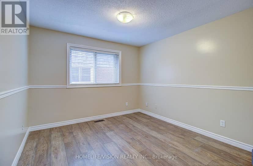 25 Radcliffe Drive — photo 23 of 39