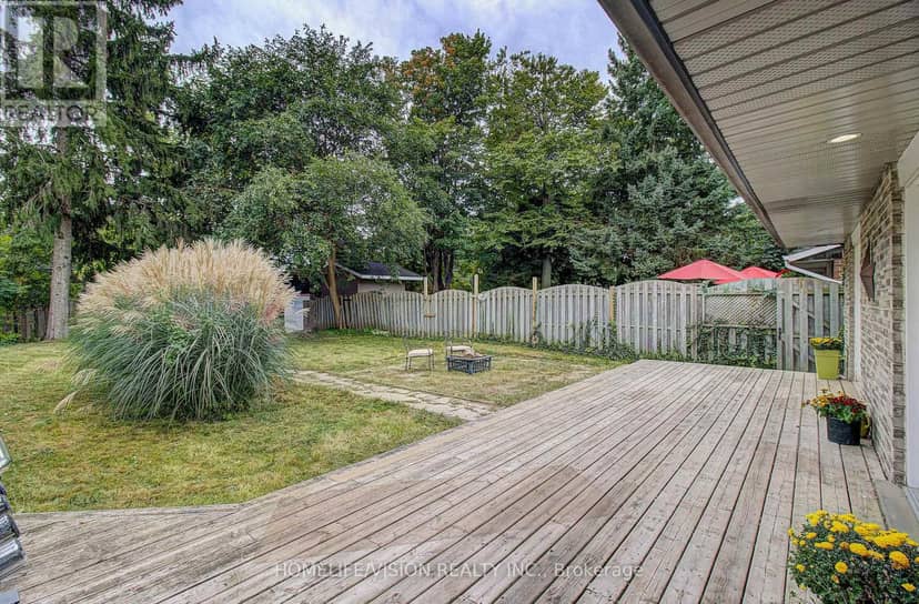 25 Radcliffe Drive — photo 39 of 39