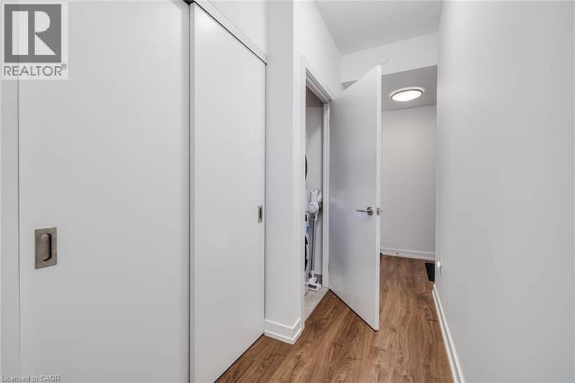 15 WELLINGTON Street S Unit# 1909 — photo 12 of 37
