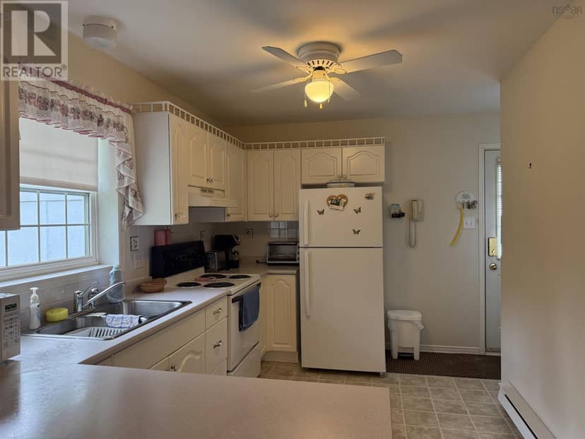 164 Duke Street, Trenton, photo 3