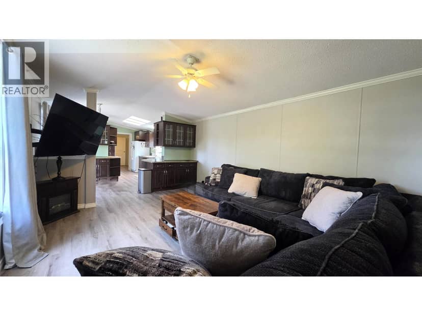 326 N BLACKBURN ROAD, Prince George, photo 3