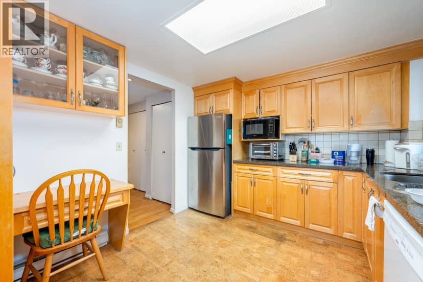 1601 6282 KATHLEEN AVENUE, Burnaby, photo 8