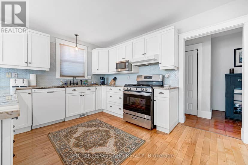 3 Luther Avenue — photo 20 of 40