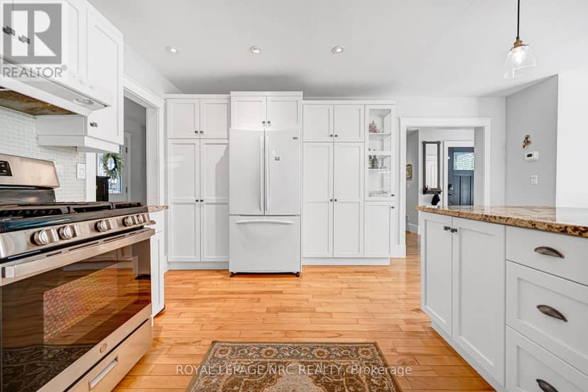 3 Luther Avenue — photo 24 of 40