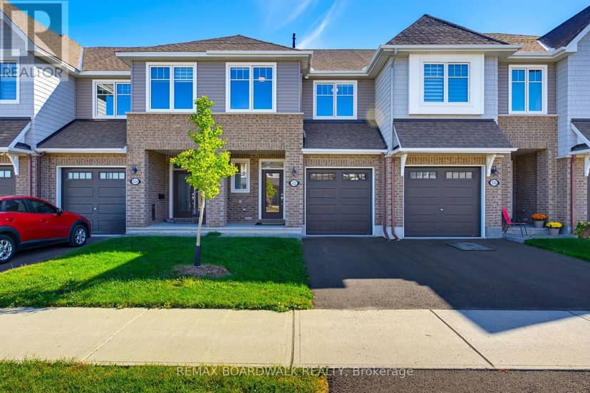 322 Cosanti Drive, Ottawa