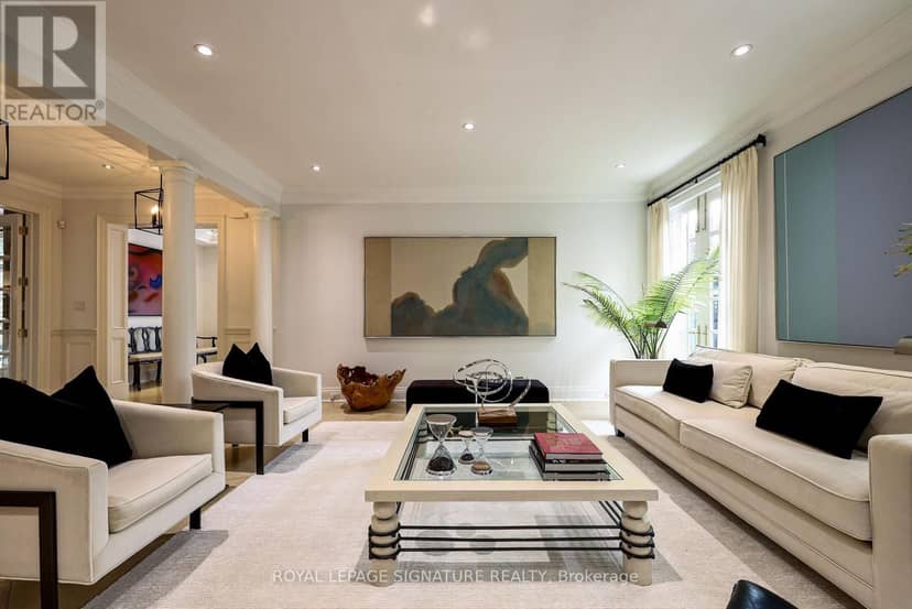 6 Vernham Avenue, Toronto, photo 8