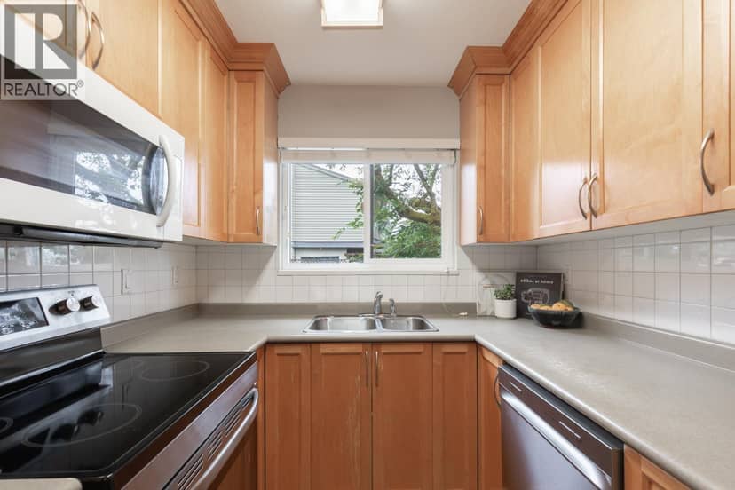1174 INLET STREET, Coquitlam, photo 7