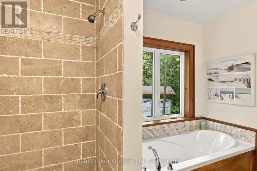245589 22nd Side Road — photo 18 of 33