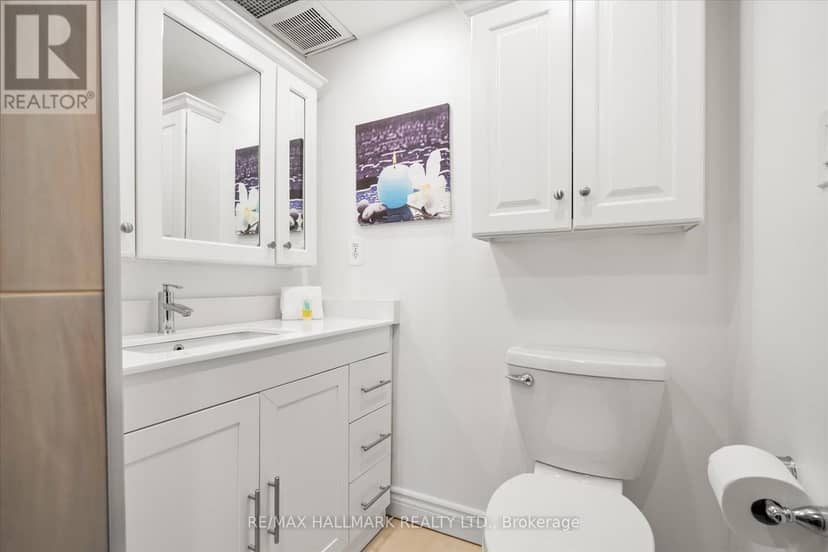 902 - 20 Dean Park Road — photo 12 of 30