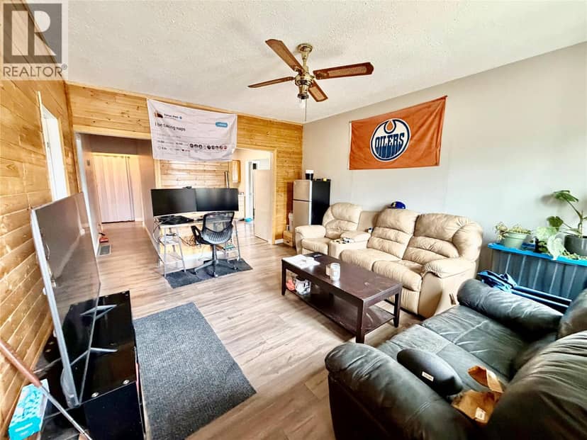 512 97A Avenue, Dawson Creek, photo 2