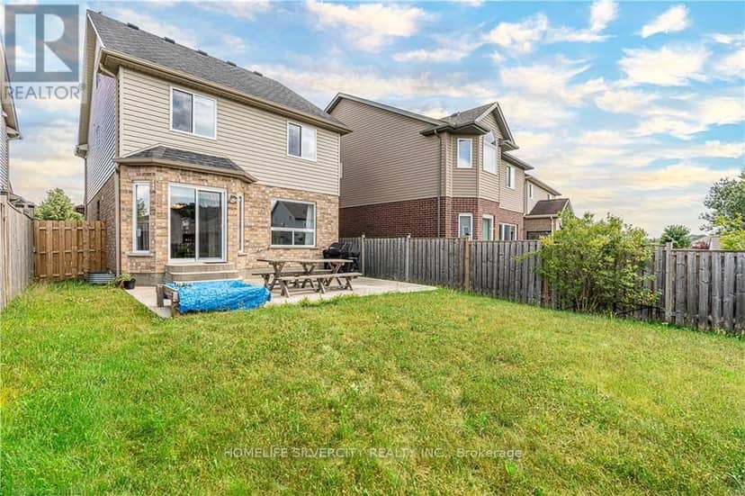 1248 North Wenige Drive — photo 4 of 36