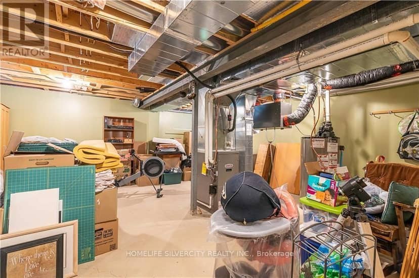 1248 North Wenige Drive — photo 5 of 36