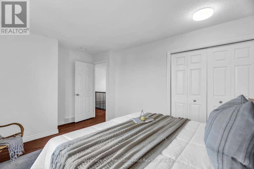 135 Kanata Crescent — photo 33 of 40