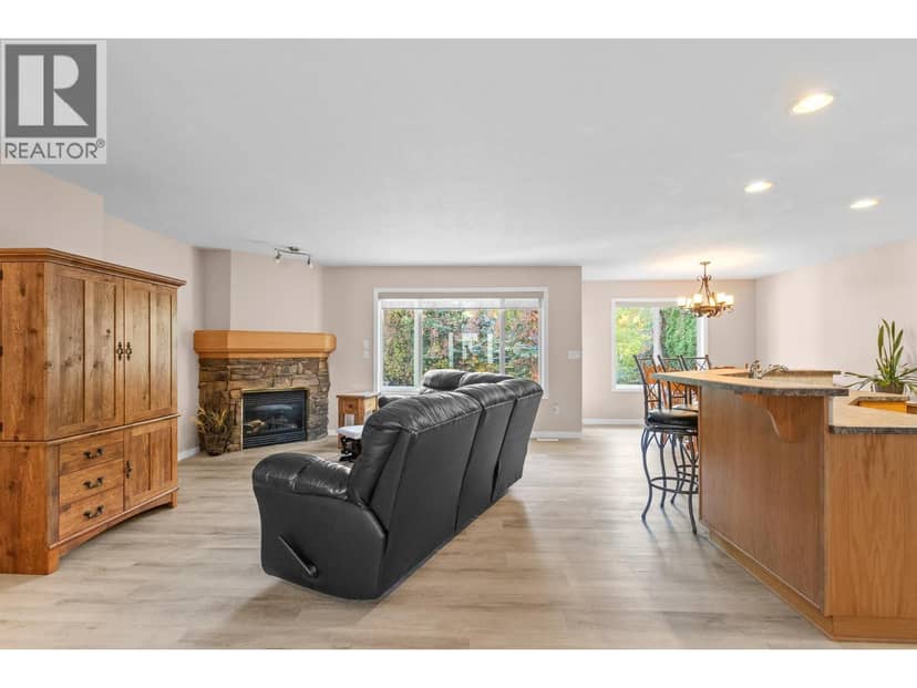 801 20 Street NE Unit# 18 Lot# 18, Salmon Arm, photo 3