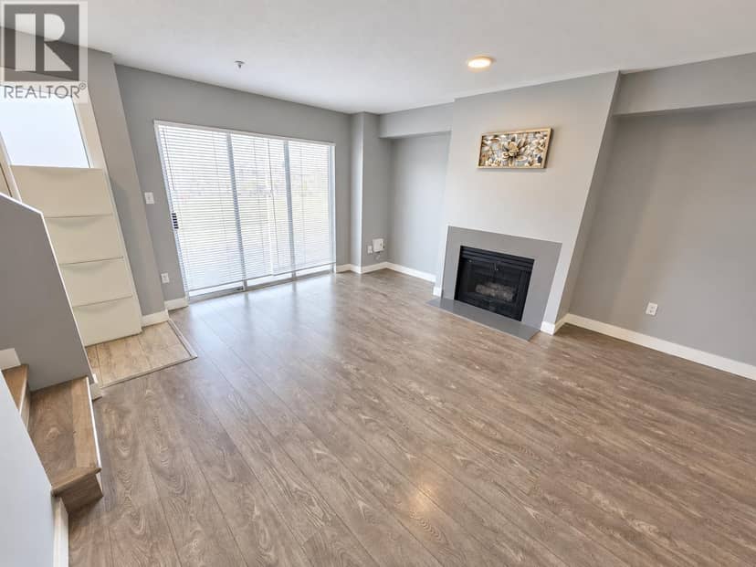 204 2211 NO. 4 ROAD, Richmond, photo 4