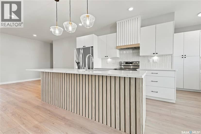 367 Leskiw BEND — photo 11 of 40