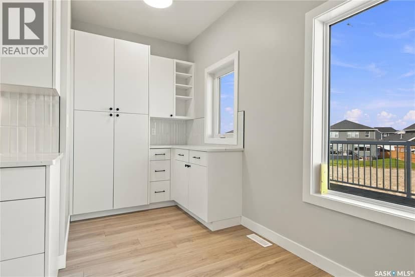 367 Leskiw BEND — photo 15 of 40