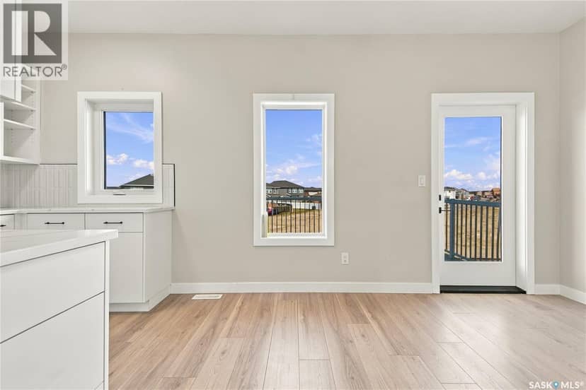 367 Leskiw BEND — photo 17 of 40