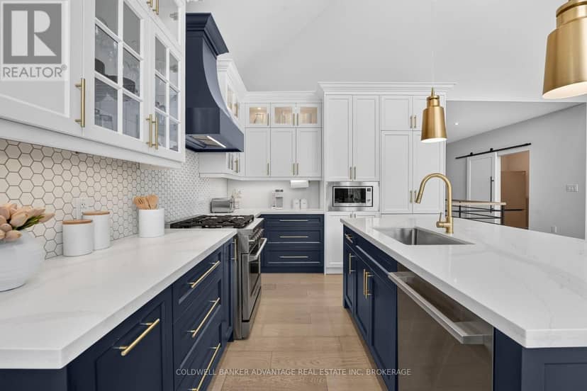 162 Viger Drive — photo 10 of 40