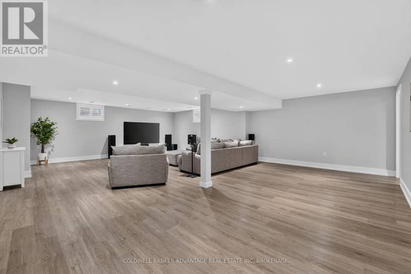 162 Viger Drive — photo 31 of 40