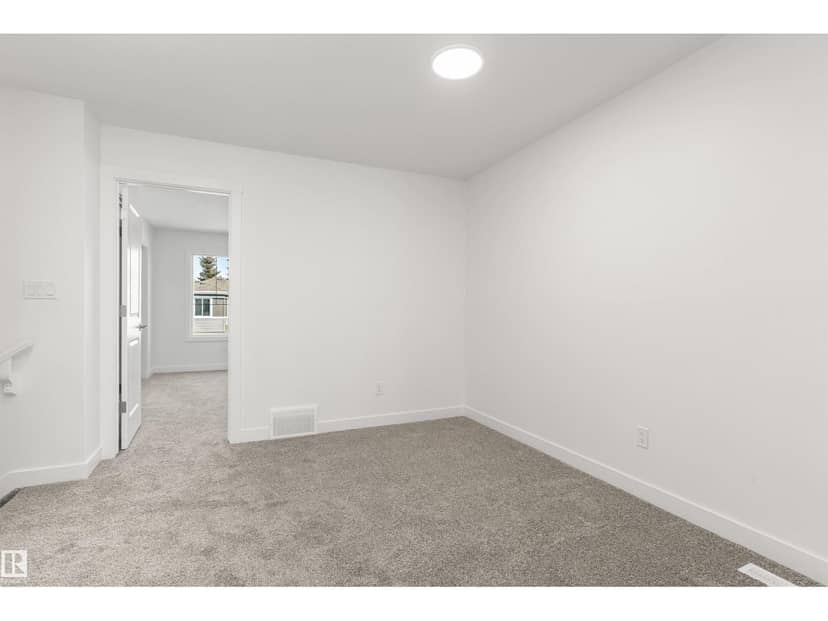 20707 43 AV NW — photo 33 of 40