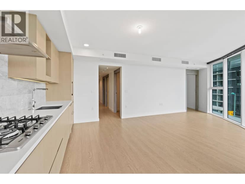 684 87 NELSON STREET, Vancouver, photo 8