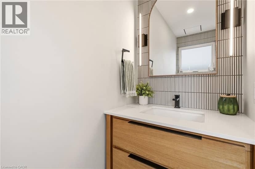 3368 GUILDWOOD Drive — photo 26 of 40