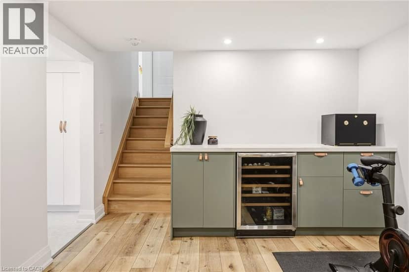 3368 GUILDWOOD Drive — photo 37 of 40