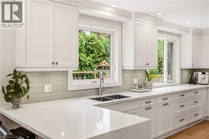 3368 GUILDWOOD Drive — photo 20 of 40