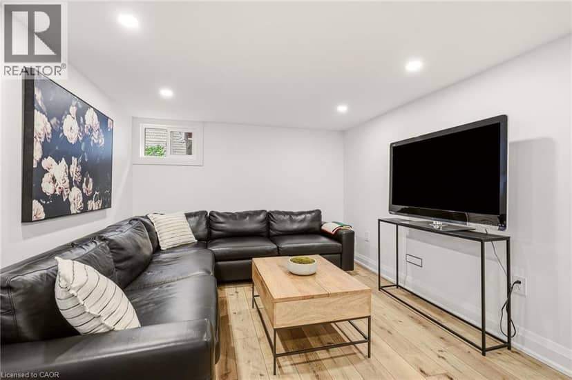 3368 GUILDWOOD Drive — photo 39 of 40