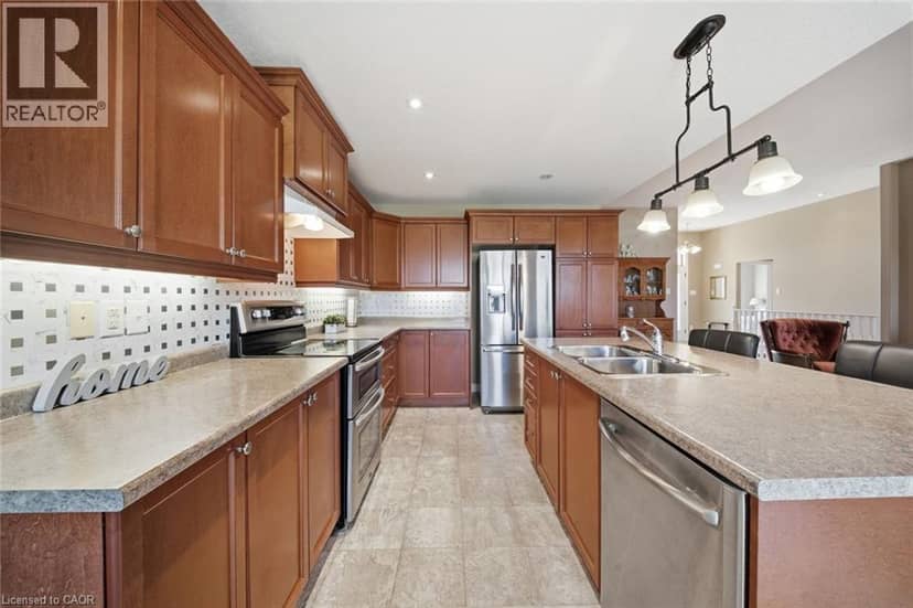 95 DRIFTWOOD Drive — photo 10 of 29