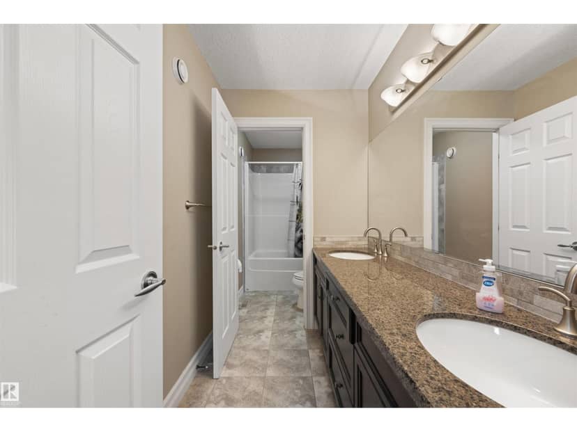 2422 Warry Pl SW — photo 38 of 40